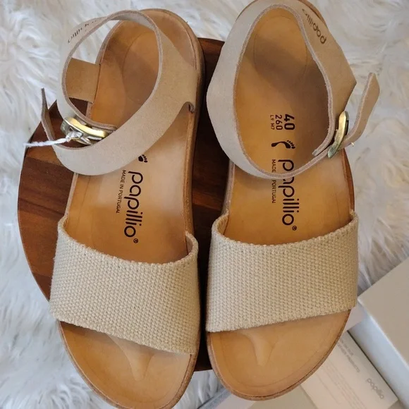 Birkenstock Sandals- Size 40 (9-9.5) Cream with Gold Buckle- Papillo Glenda NWT - Picture 5 of 8